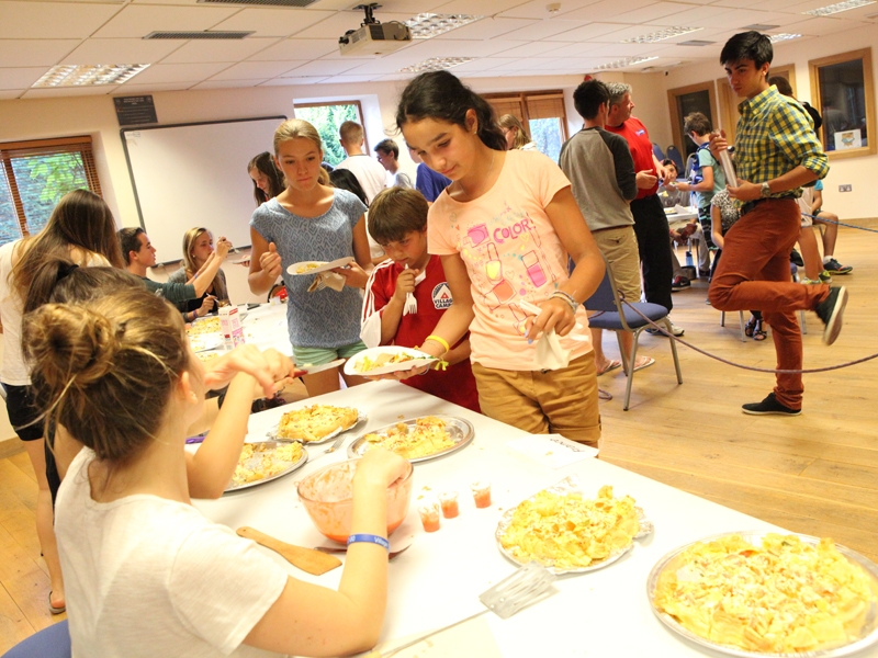 Village Camps International Summer Camp England 2024-07-27 https://www.villagecamps.com/journals_admin/images/1064-19-220714-011.jpg