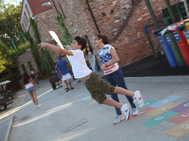 Village Camps International Summer Camp England 2024-07-27 https://www.villagecamps.com/journals_admin/images/1069-42-270714-019.jpg