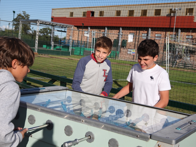 Village Camps International Summer Camp England 2024-07-27 https://www.villagecamps.com/journals_admin/images/1069-42-270714-023.jpg