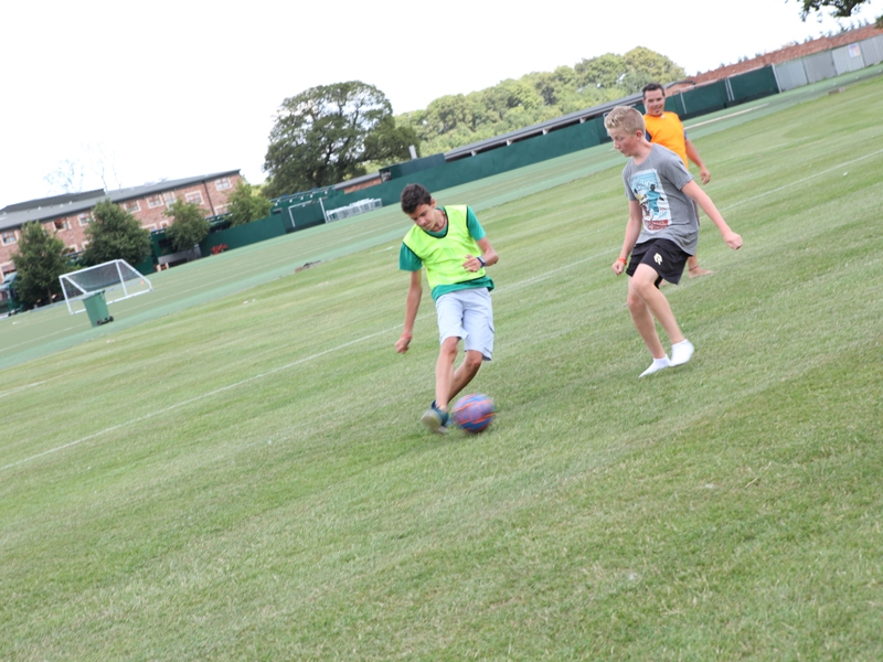 Village Camps International Summer Camp England 2024-07-27 https://www.villagecamps.com/journals_admin/images/1070-31-280714-058.jpg