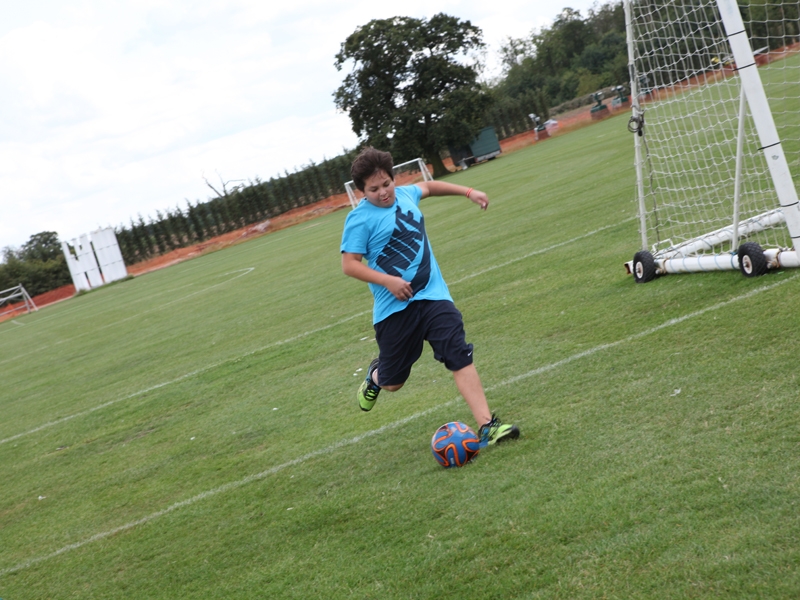 Village Camps International Summer Camp England 2024-07-27 https://www.villagecamps.com/journals_admin/images/1070-31-280714-062.jpg