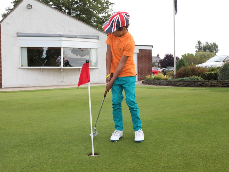 Village Camps International Summer Camp England 2024-07-27 https://www.villagecamps.com/journals_admin/images/1071-3-290714-005.jpg