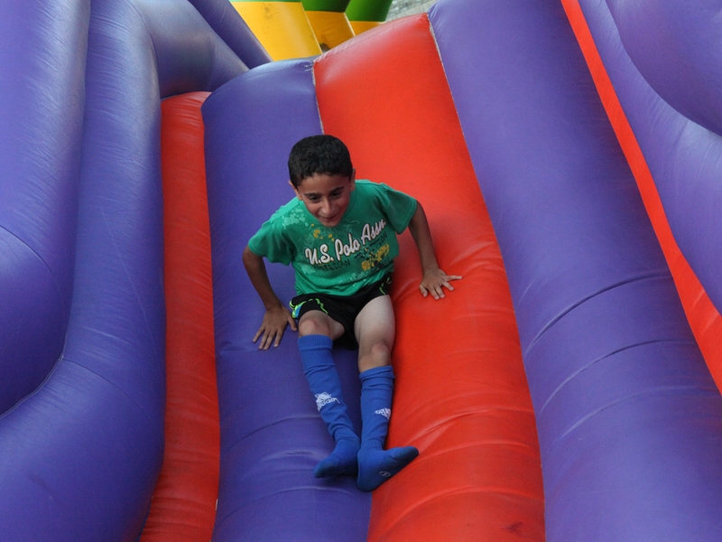 Village Camps International Summer Camp England 2024-07-27 https://www.villagecamps.com/journals_admin/images/1071-45-290714-053.jpg