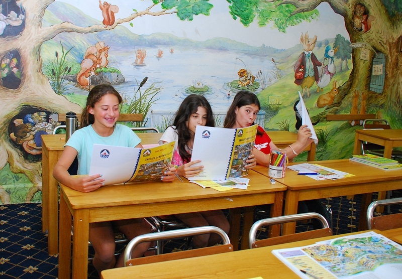 Village Camps International Summer Camp England 2024-07-27 https://www.villagecamps.com/journals_admin/images/1074-27-DSC_7556.jpg