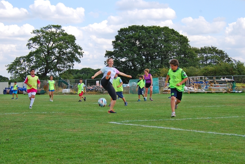 Village Camps International Summer Camp England 2024-07-27 https://www.villagecamps.com/journals_admin/images/1078-31-DSC_8638.jpg Village Camps International Summer Camp England 2024-07-27 https://www.villagecamps.com/journals_admin/images/1078-31-DSC_8638.jpg