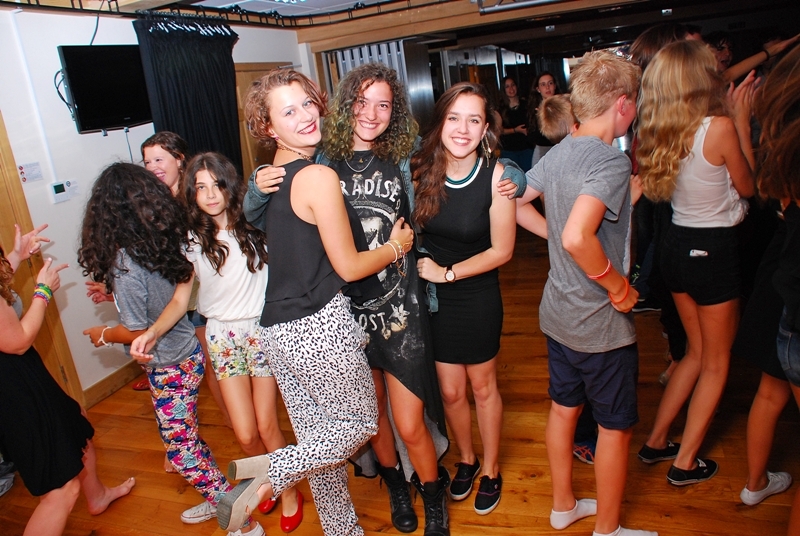 Village Camps International Summer Camp England 2024-07-27 https://www.villagecamps.com/journals_admin/images/1081-17-DSC_9361.jpg