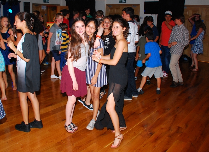 Village Camps International Summer Camp England 2024-07-27 https://www.villagecamps.com/journals_admin/images/1081-17-DSC_9377.jpg