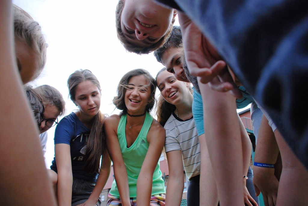 Village Camps International Summer Camp England 2024-07-27 https://www.villagecamps.com/journals_admin/images/1255-0404-4.jpg