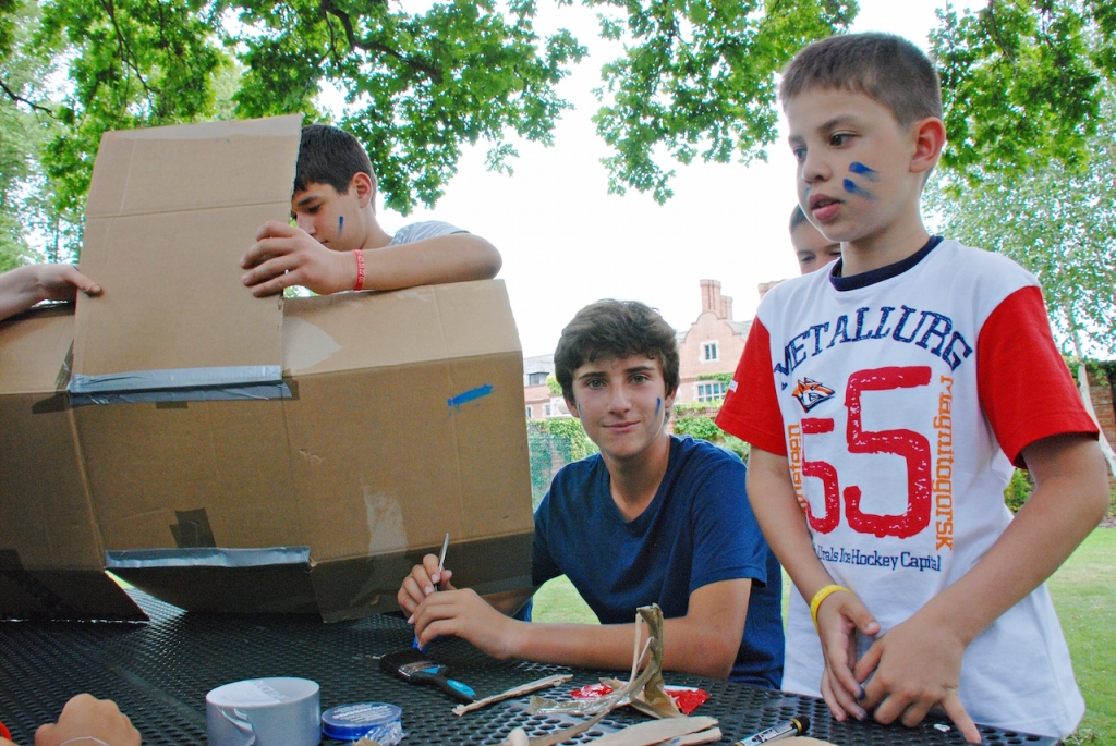 Village Camps International Summer Camp England 2024-07-27 https://www.villagecamps.com/journals_admin/images/1257-1688-DSC_0897.jpg