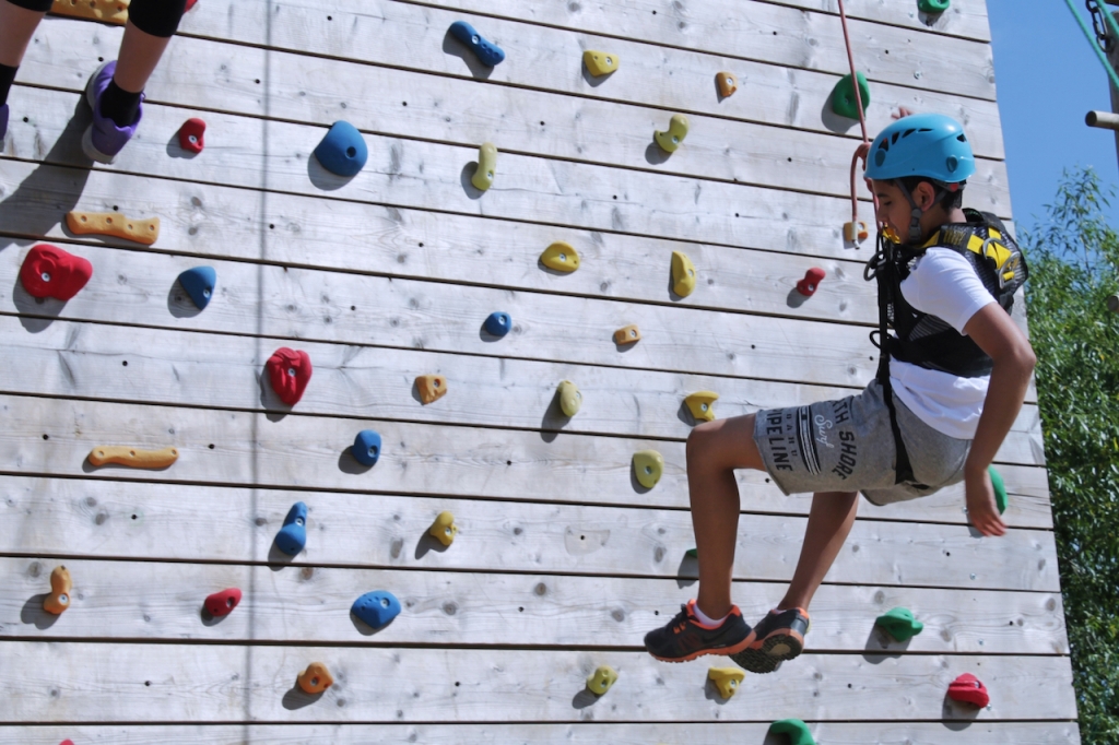 Village Camps International Summer Camp England 2024-07-27 https://www.villagecamps.com/journals_admin/images/1257-1720-IMG_9816.jpg Village Camps International Summer Camp England 2024-07-27 https://www.villagecamps.com/journals_admin/images/1257-1720-IMG_9816.jpg