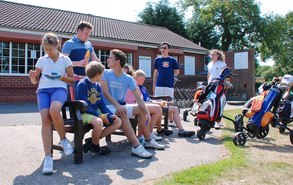 Village Camps International Summer Camp England 2024-07-27 https://www.villagecamps.com/journals_admin/images/1258-3321-DSC_0662.jpg