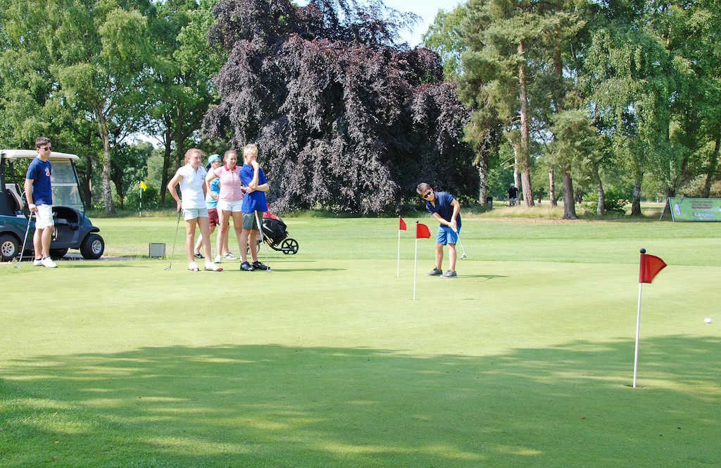 Village Camps International Summer Camp England 2024-07-27 https://www.villagecamps.com/journals_admin/images/1258-6285-DSC_0673_1.jpg