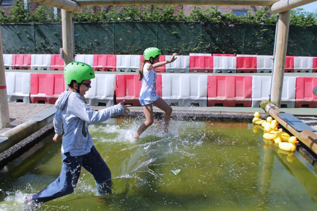 Village Camps International Summer Camp England 2024-07-27 https://www.villagecamps.com/journals_admin/images/1259-1336-IMG_1119.jpg