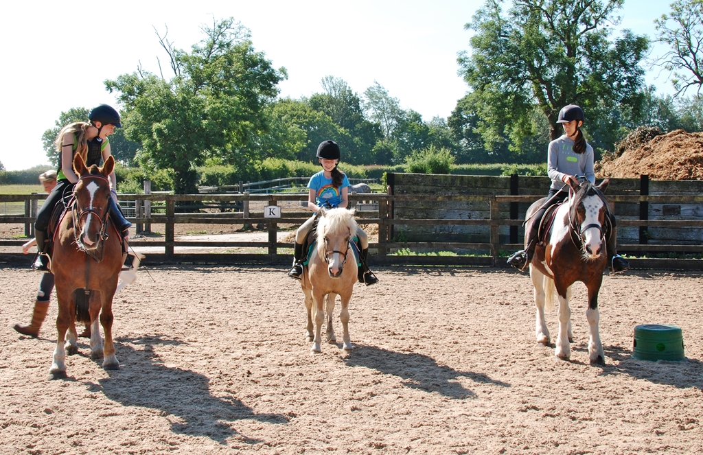 Village Camps International Summer Camp England 2024-07-27 https://www.villagecamps.com/journals_admin/images/1259-3897-DSC_0163.jpg