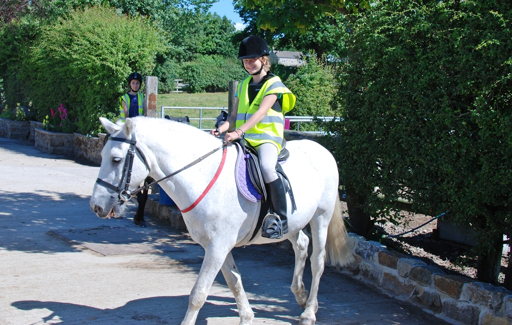 Village Camps International Summer Camp England 2024-07-27 https://www.villagecamps.com/journals_admin/images/1259-3902-DSC_0338.jpg