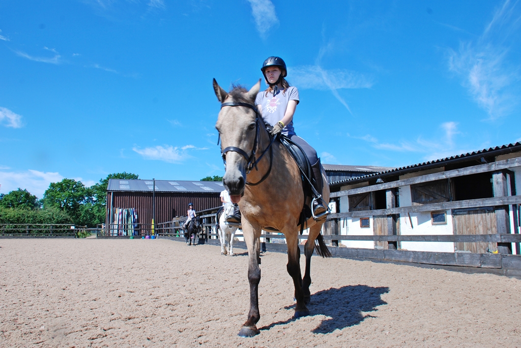 Village Camps International Summer Camp England 2024-07-27 https://www.villagecamps.com/journals_admin/images/1259-3906-DSC_0368.jpg