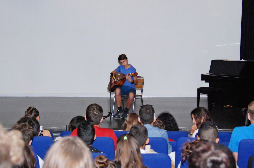 Village Camps International Summer Camp England 2024-07-27 https://www.villagecamps.com/journals_admin/images/1261-0734-DSC_0634.jpg