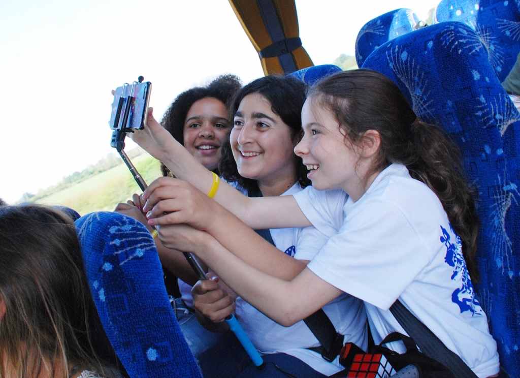 Village Camps International Summer Camp England 2024-07-27 https://www.villagecamps.com/journals_admin/images/1261-0735-DSC_0625.jpg