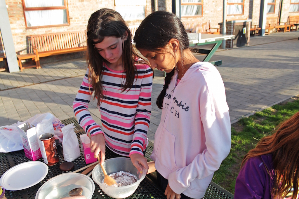 Village Camps International Summer Camp England 2024-07-27 https://www.villagecamps.com/journals_admin/images/1265-7644-IMG_6071.jpg