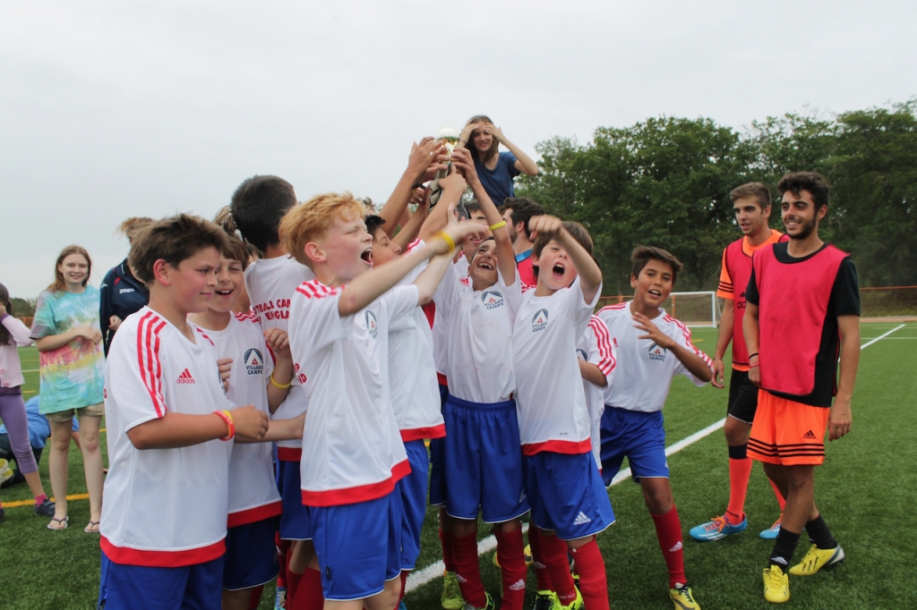 Village Camps International Summer Camp England 2024-07-27 https://www.villagecamps.com/journals_admin/images/1398-9354-IMG_1396.jpg