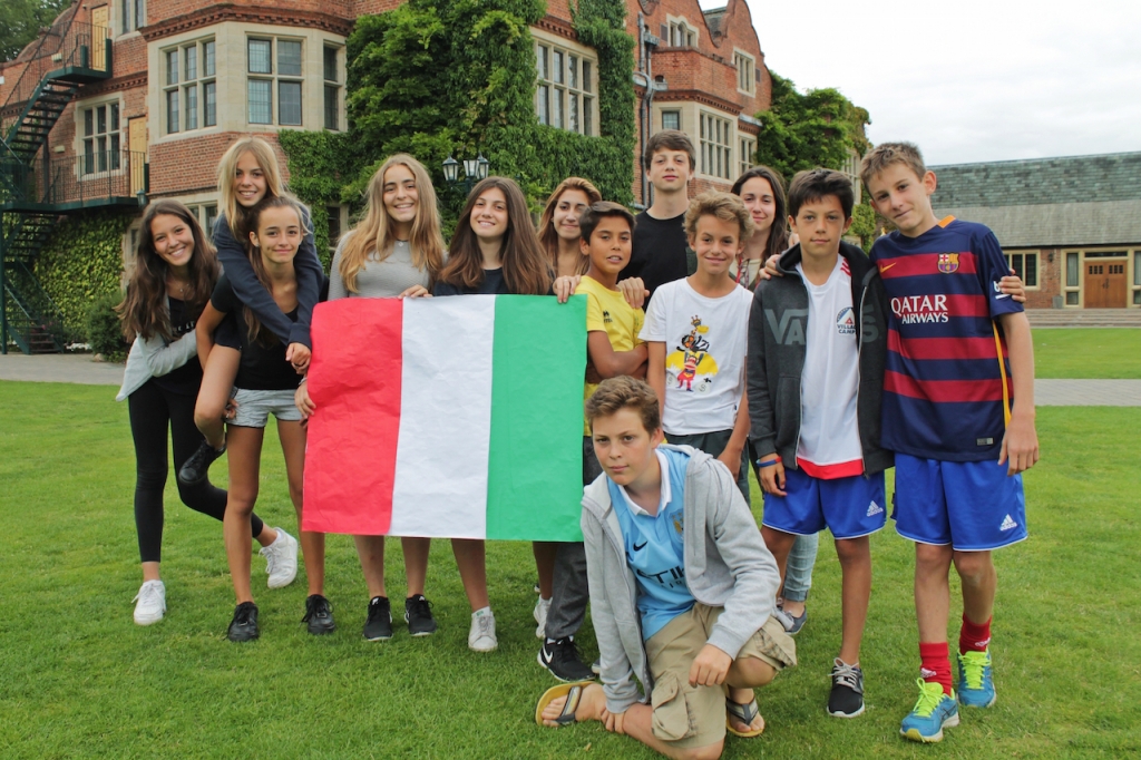 Village Camps International Summer Camp England 2024-07-27 https://www.villagecamps.com/journals_admin/images/1399-6049-IMG_1915.jpg