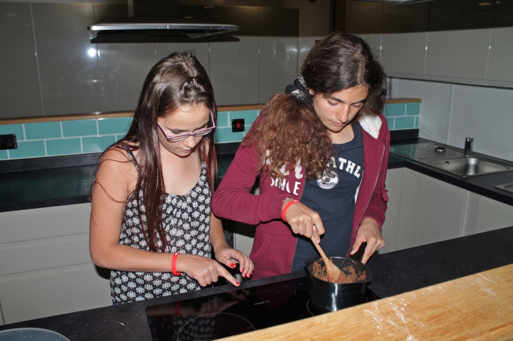 Village Camps International Summer Camp England 2024-07-27 https://www.villagecamps.com/journals_admin/images/1401-0951-IMG_3939.jpg