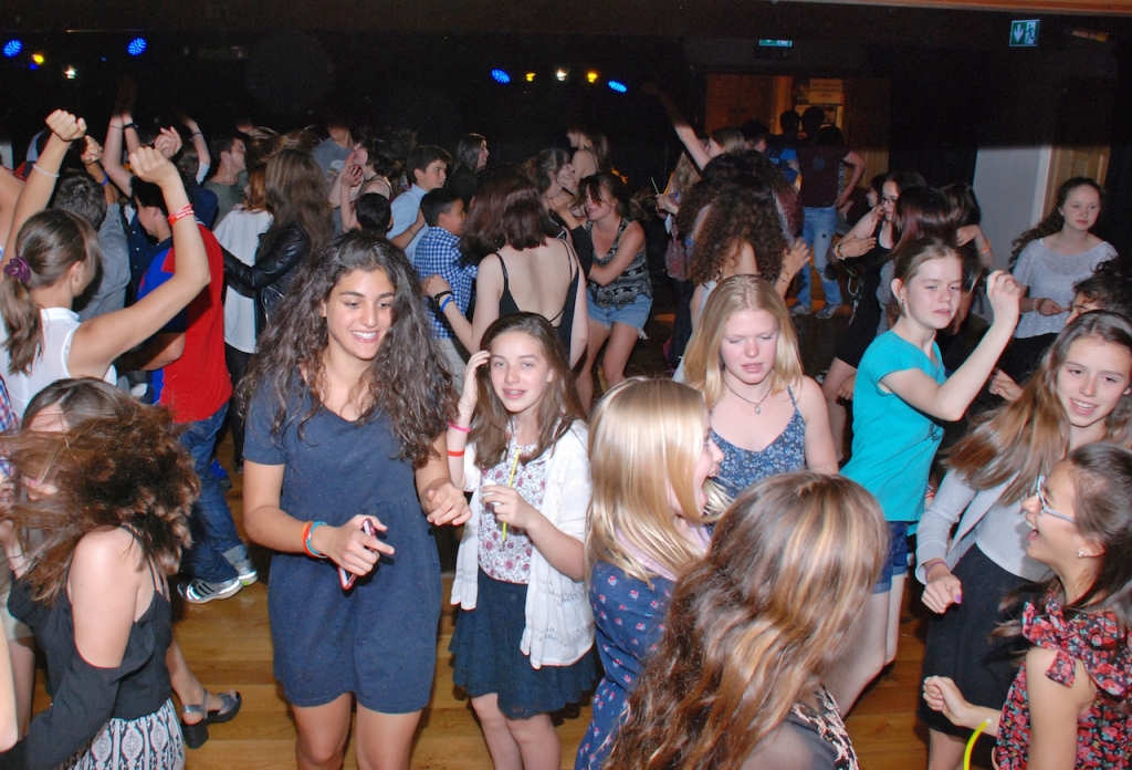 Village Camps International Summer Camp England 2024-07-27 https://www.villagecamps.com/journals_admin/images/1402-4578-DSC_1940.jpg