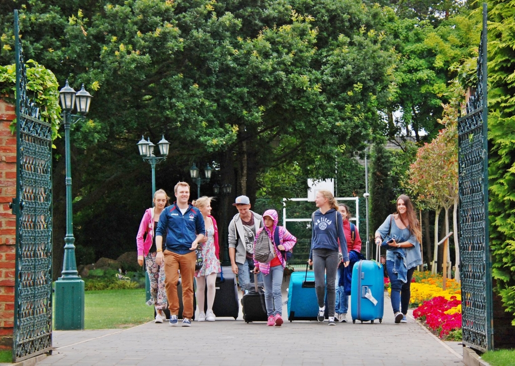 Village Camps International Summer Camp England 2024-07-27 https://www.villagecamps.com/journals_admin/images/1404-9502-DSC_0074.jpg