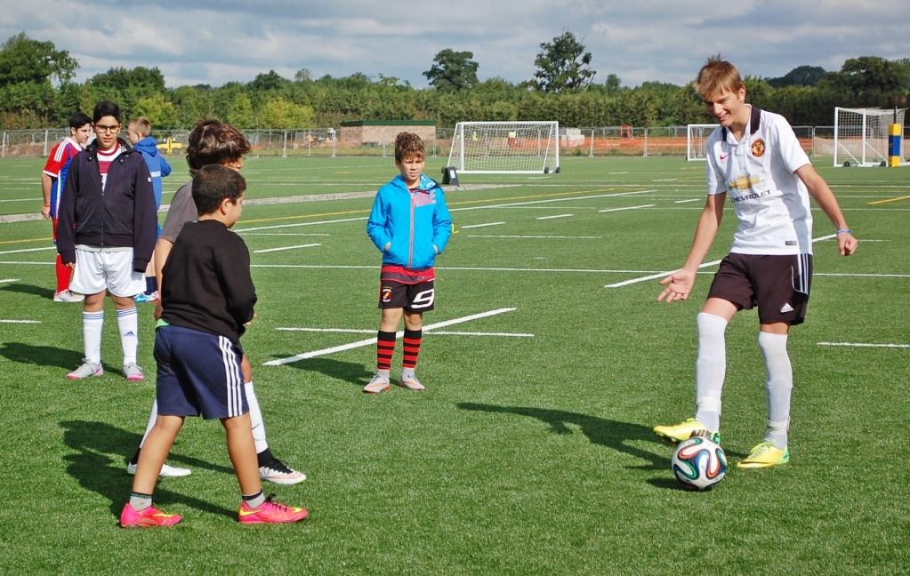 Village Camps International Summer Camp England 2024-07-27 https://www.villagecamps.com/journals_admin/images/1407-9212-DSC_0008.jpg