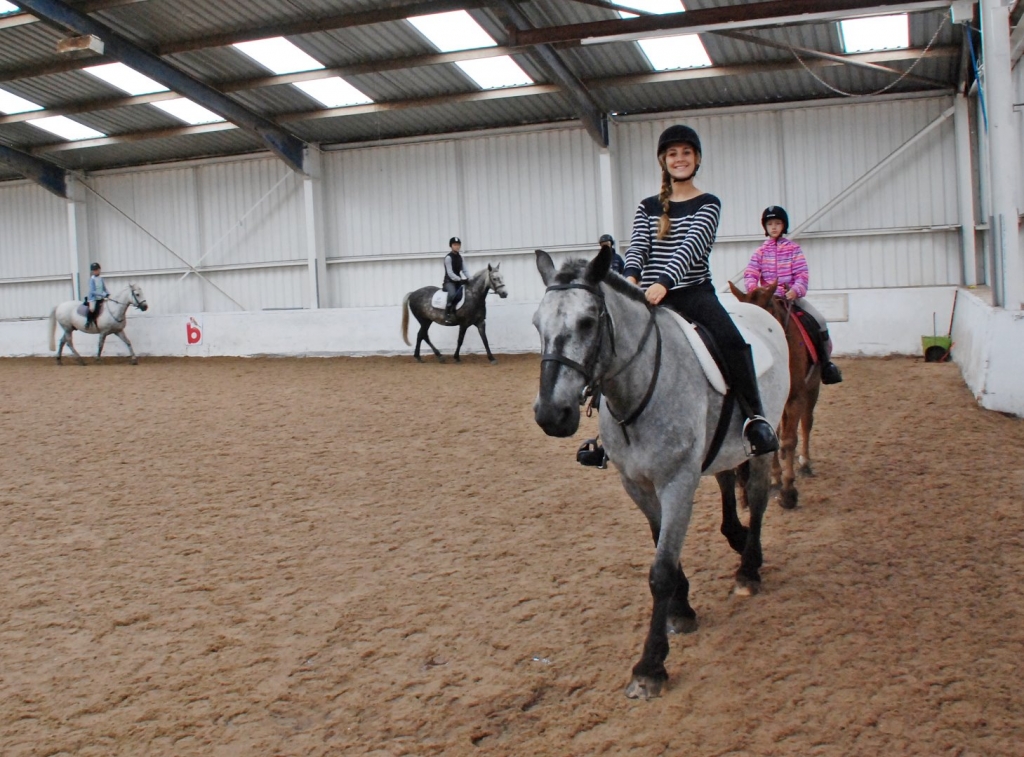 Village Camps International Summer Camp England 2024-07-27 https://www.villagecamps.com/journals_admin/images/1407-9259-DSC_0608.jpg