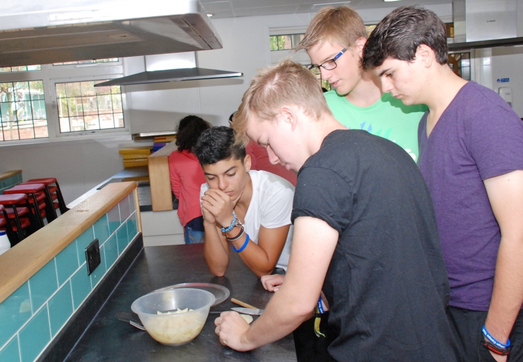 Village Camps International Summer Camp England 2024-07-27 https://www.villagecamps.com/journals_admin/images/1408-3477-DSC_0072.jpg