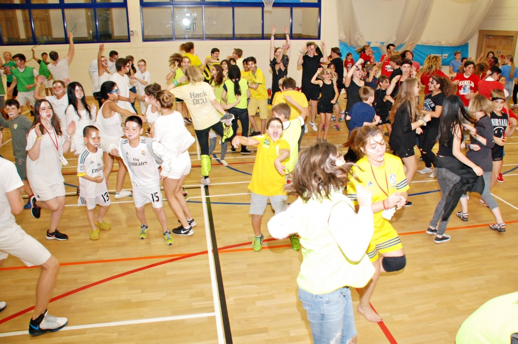 Village Camps International Summer Camp England 2024-07-27 https://www.villagecamps.com/journals_admin/images/1409-7243-DSC_0353.jpg