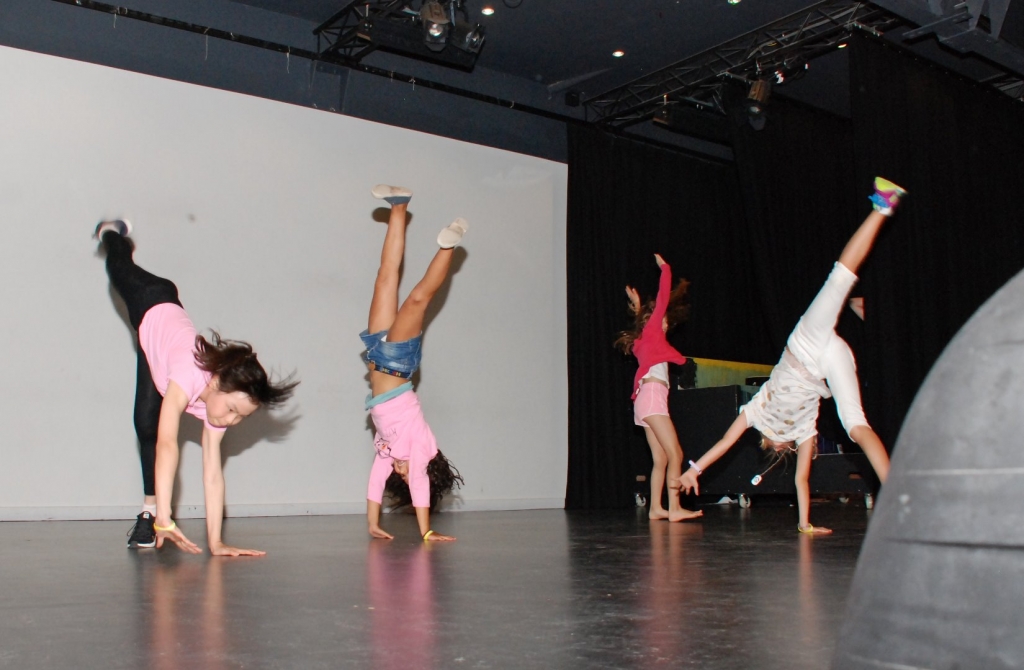 Village Camps International Summer Camp England 2024-07-27 https://www.villagecamps.com/journals_admin/images/1411-7389-DSC_0543.jpg