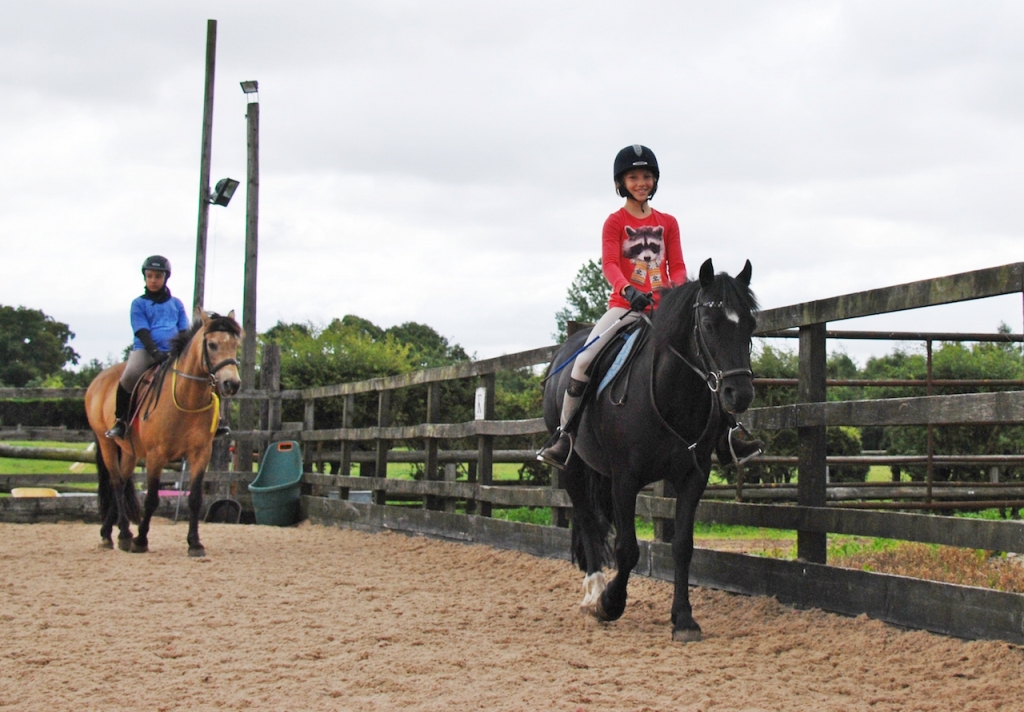 Village Camps International Summer Camp England 2024-07-27 https://www.villagecamps.com/journals_admin/images/1413-5815-DSC_0201.jpg