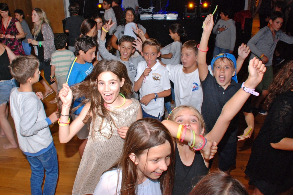 Village Camps International Summer Camp England 2024-07-27 https://www.villagecamps.com/journals_admin/images/1416-4875-JM3Zd.jpg