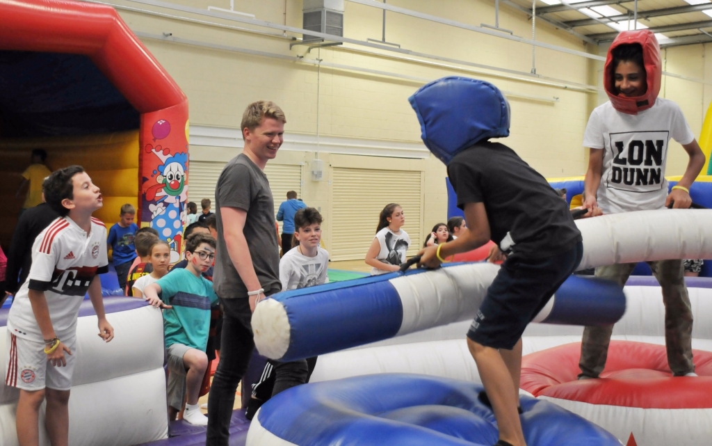 Village Camps International Summer Camp England 2024-07-27 https://www.villagecamps.com/journals_admin/images/1552-3817-WIL_9612.jpg