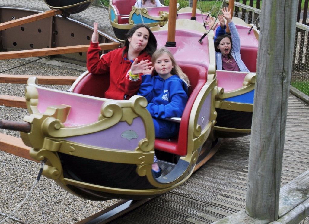 Village Camps International Summer Camp England 2024-07-27 https://www.villagecamps.com/journals_admin/images/1553-1503-WIL_9804.jpg