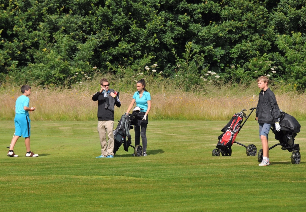 Village Camps International Summer Camp England 2024-07-27 https://www.villagecamps.com/journals_admin/images/1555-8182-WIL_0478.jpg