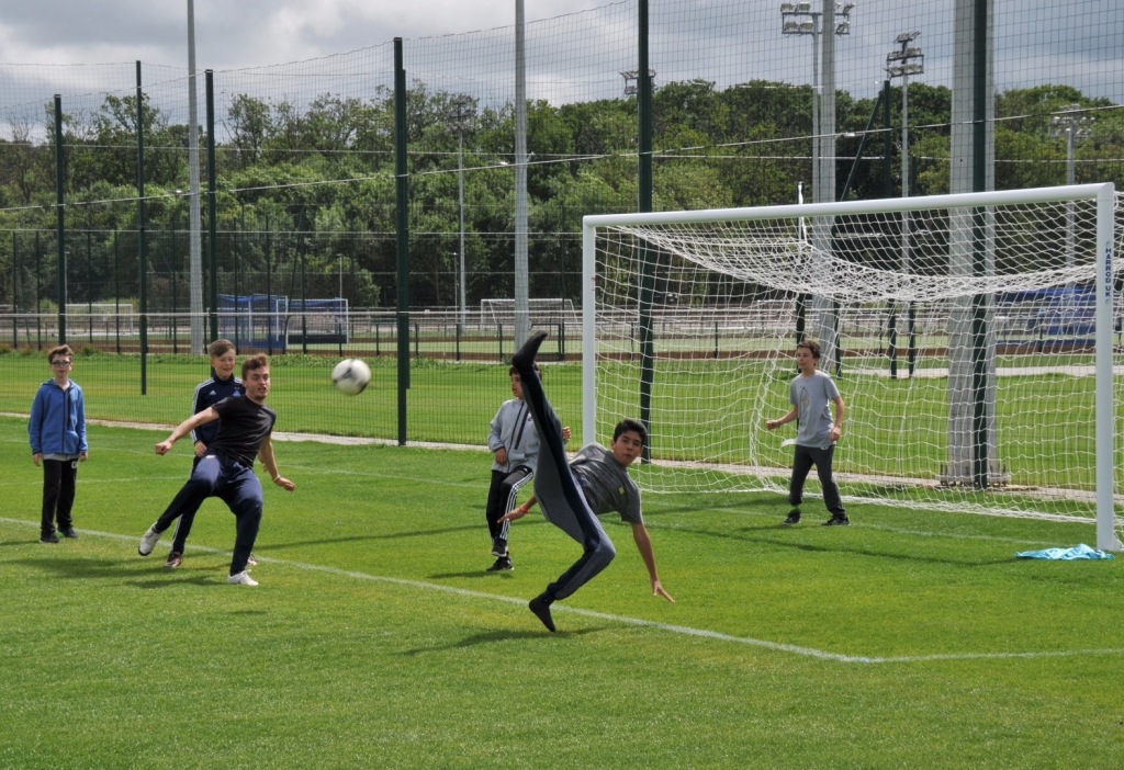 Village Camps International Summer Camp England 2024-07-27 https://www.villagecamps.com/journals_admin/images/1558-2914-WIL_1370.jpg