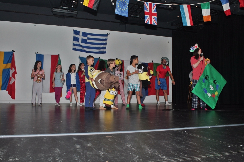 Village Camps International Summer Camp England 2024-07-27 https://www.villagecamps.com/journals_admin/images/1559-2052-IMG_2602.jpg