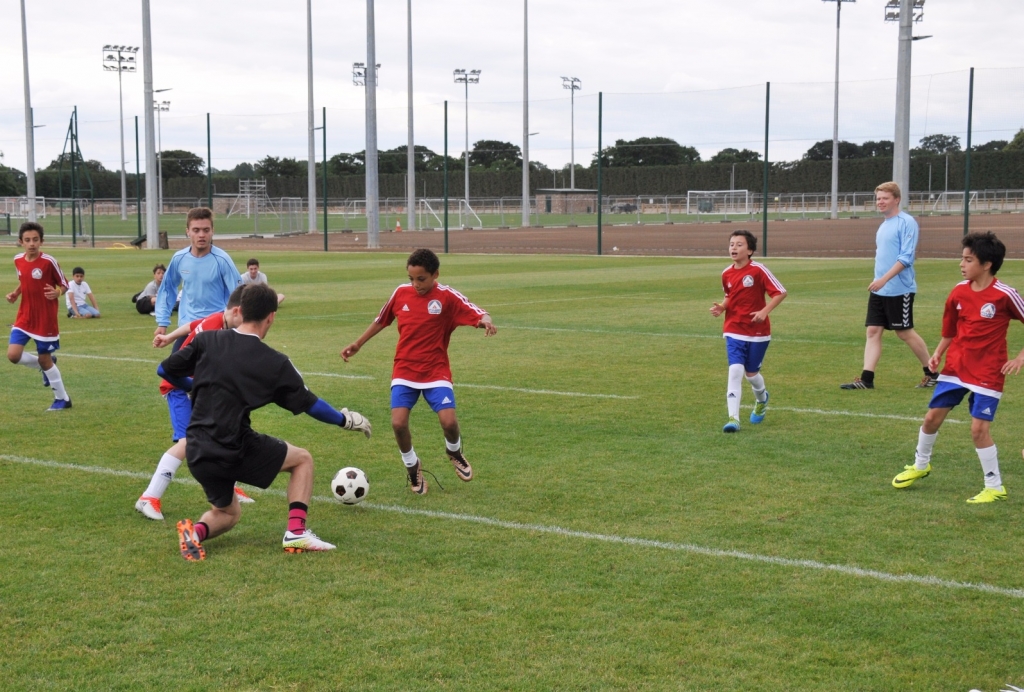 Village Camps International Summer Camp England 2024-07-27 https://www.villagecamps.com/journals_admin/images/1559-2071-WIL_1753.jpg