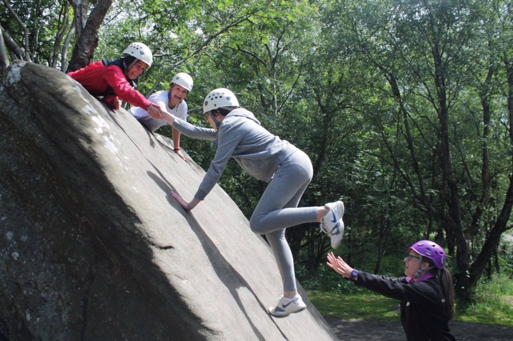 Village Camps International Summer Camp England 2024-07-27 https://www.villagecamps.com/journals_admin/images/1560-7282-IMG_2787.jpg