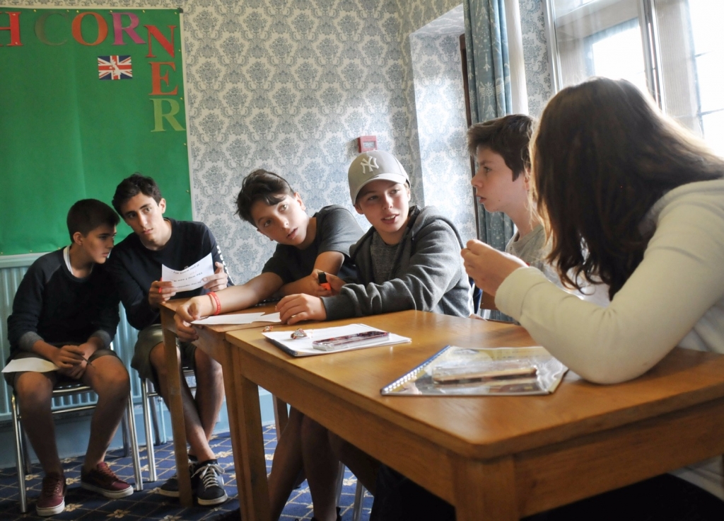 Village Camps International Summer Camp England 2024-07-27 https://www.villagecamps.com/journals_admin/images/1561-4048-WIL_2218.jpg