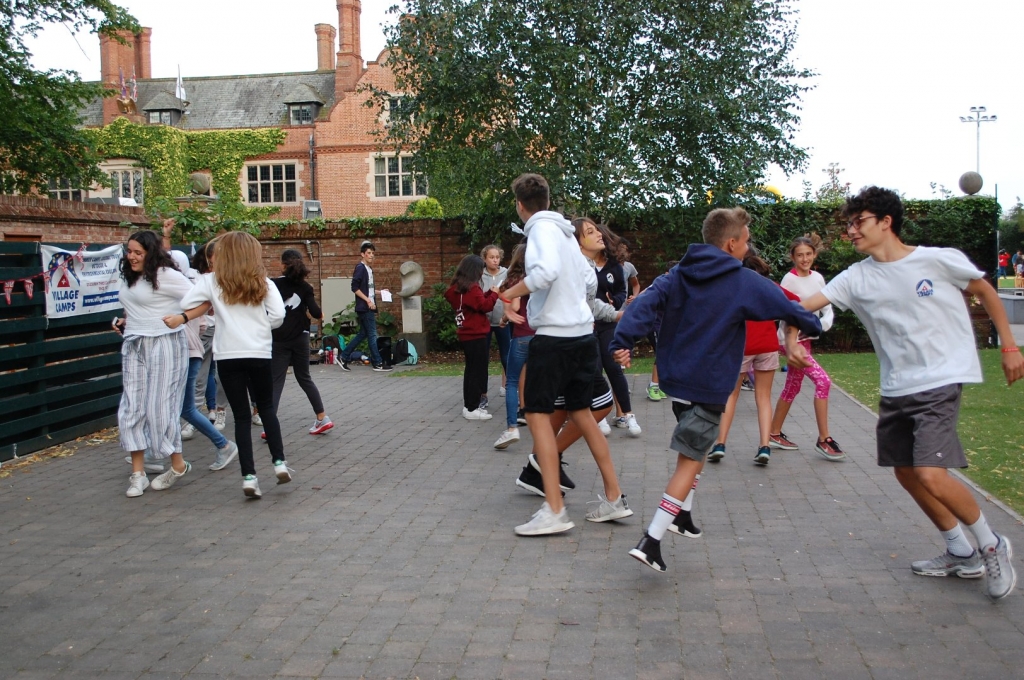 Village Camps International Summer Camp England 2024-07-27 https://www.villagecamps.com/journals_admin/images/1565-1035-DSC_0588.jpg