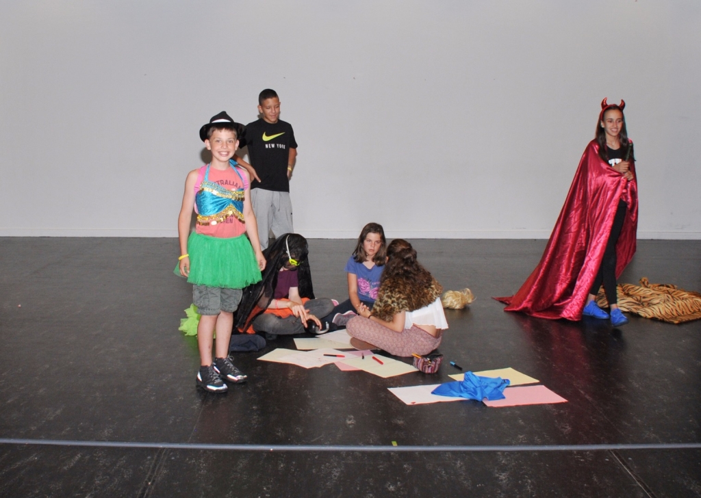 Village Camps International Summer Camp England 2024-07-27 https://www.villagecamps.com/journals_admin/images/1565-7214-WIL_3168.jpg