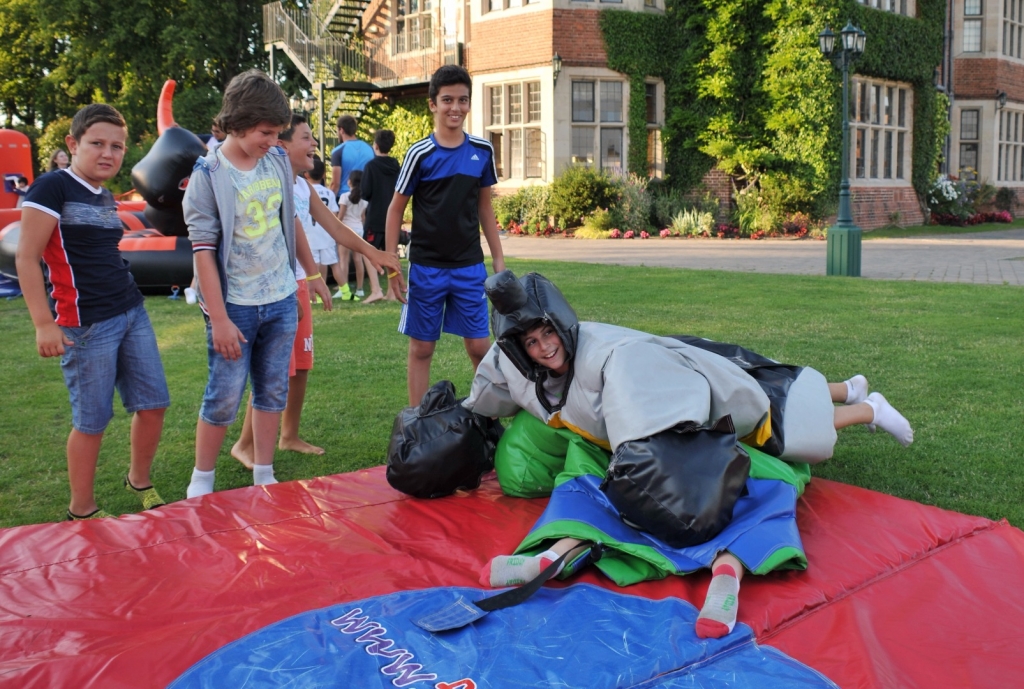 Village Camps International Summer Camp England 2024-07-27 https://www.villagecamps.com/journals_admin/images/1566-6368-WIL_3378.jpg