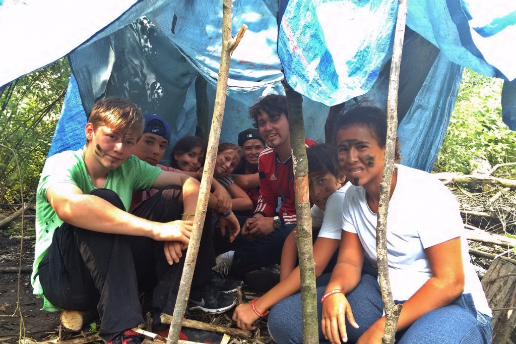 Village Camps International Summer Camp England 2024-07-27 https://www.villagecamps.com/journals_admin/images/1567-4109-IMG_20160720_105300077.jpg