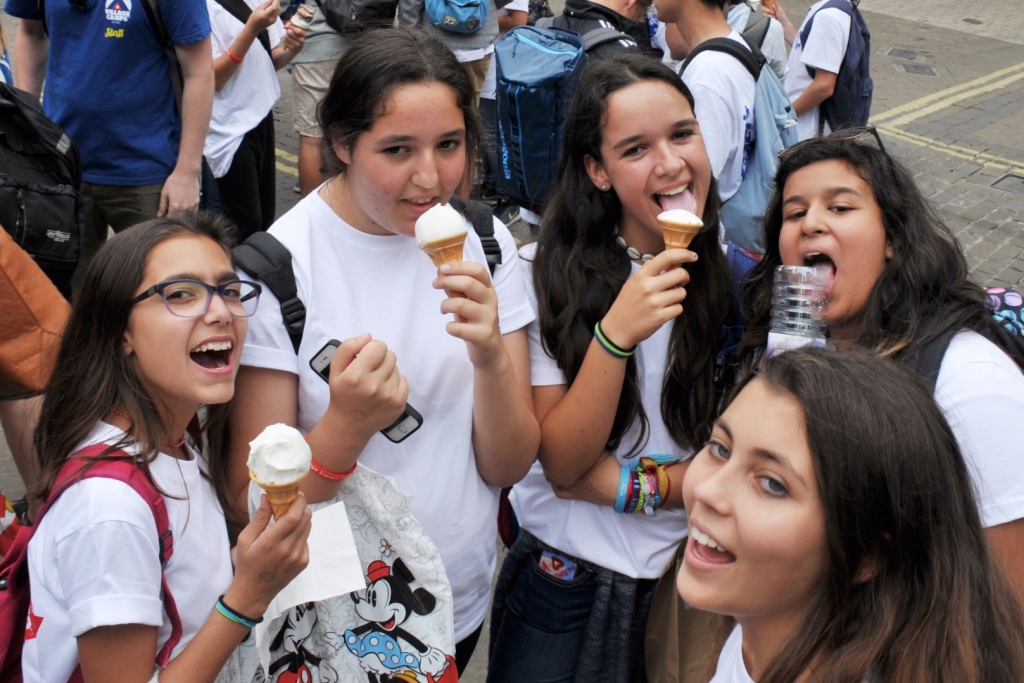 Village Camps International Summer Camp England 2024-07-27 https://www.villagecamps.com/journals_admin/images/1571-6932-WIL_4552.jpg