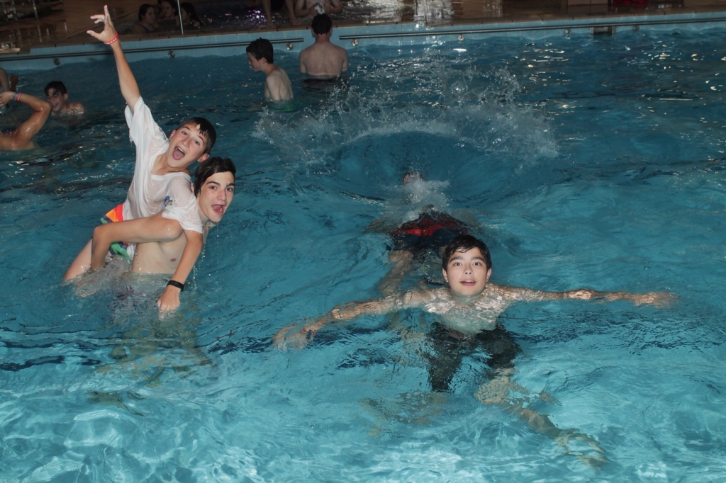 Village Camps International Summer Camp England 2024-07-27 https://www.villagecamps.com/journals_admin/images/1572-8318-IMG_7960.jpg