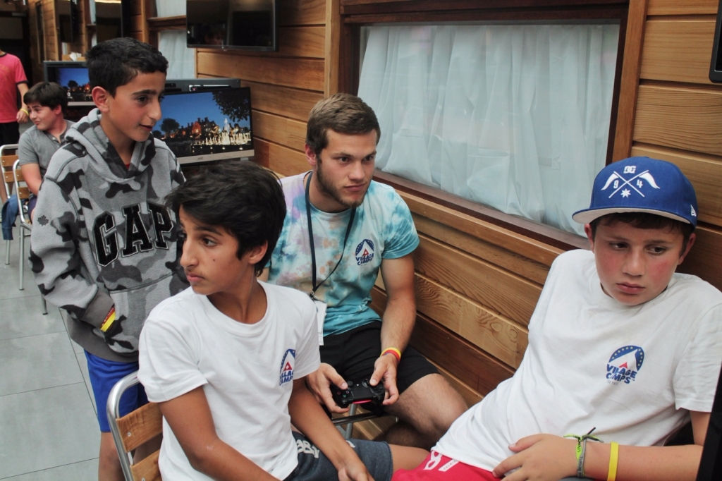 Village Camps International Summer Camp England 2024-07-27 https://www.villagecamps.com/journals_admin/images/1572-8322-IMG_7915.jpg